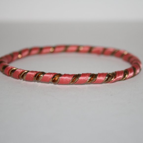 💖 Vintage Gold & Pink Ribbon Bangle Bracelet 💖 - Picture 1 of 4